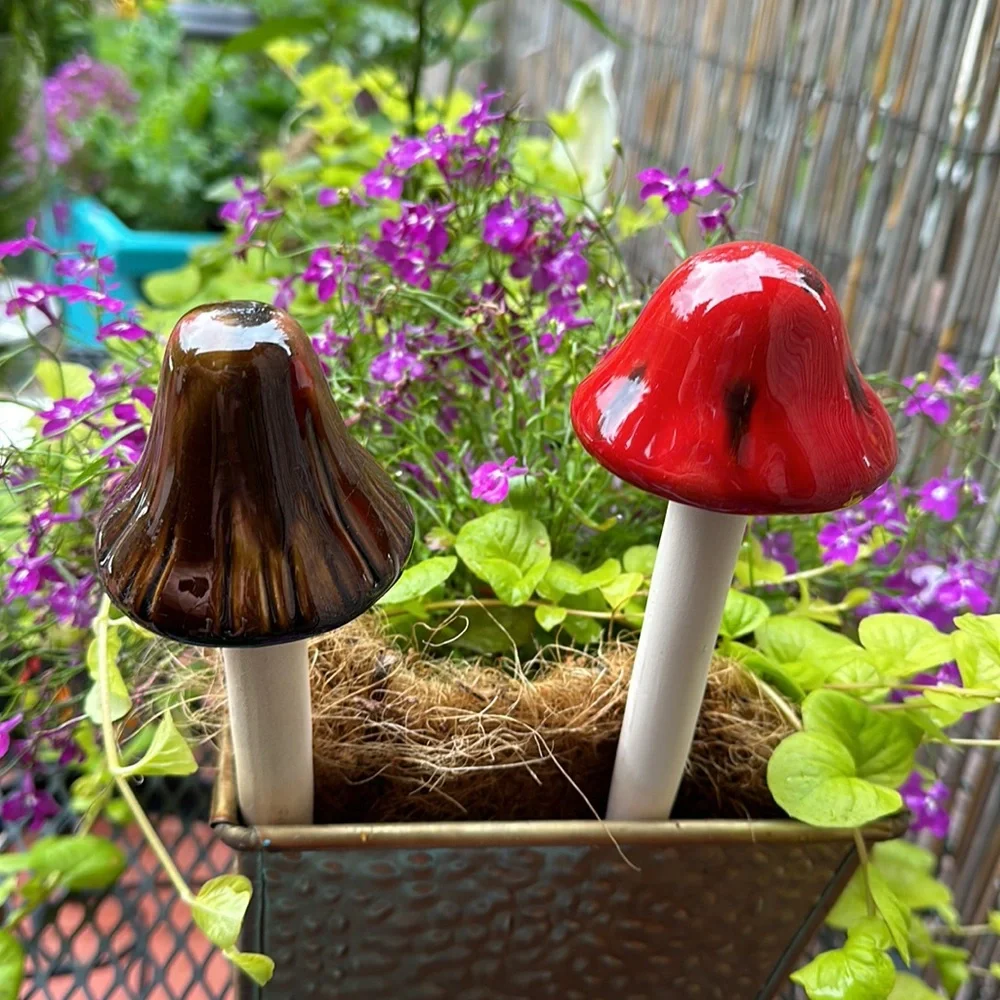 MUSHROOMS CERAMIC & GLAZED WITH ATTENTION TO DETAIL HANDCRAFTED FOR FLOWERBOX - Picture 4 of 8